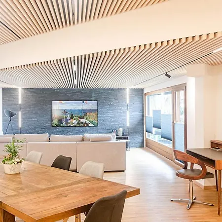 Apartman Alpine Family Retreat, Sleeps 10 *
