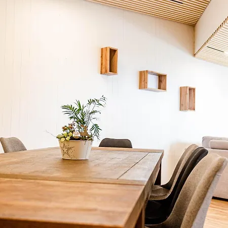 Alpine Family Retreat, Sleeps 10